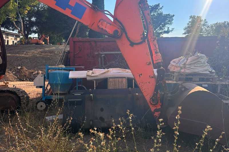 OmecoHub - Immagine FIAT HITACHI EX215